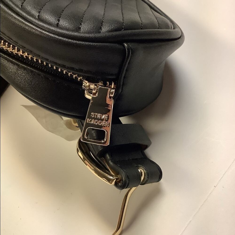 Steve Madden “Belt” Bag NWT - Picture 2 of 3